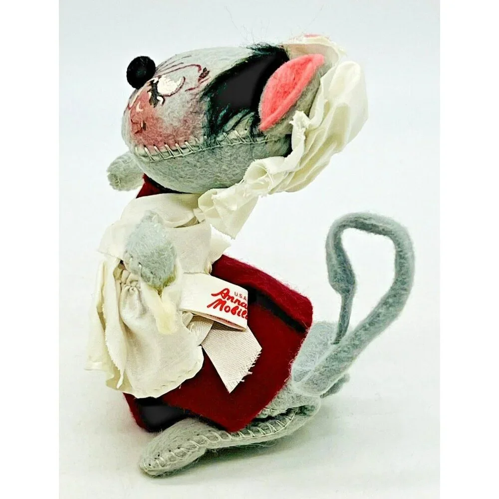 Annalee Mouse Pinafore Bonnet Maroon Dress Closed Eyes 5 inch 1965‎ Vintage USA